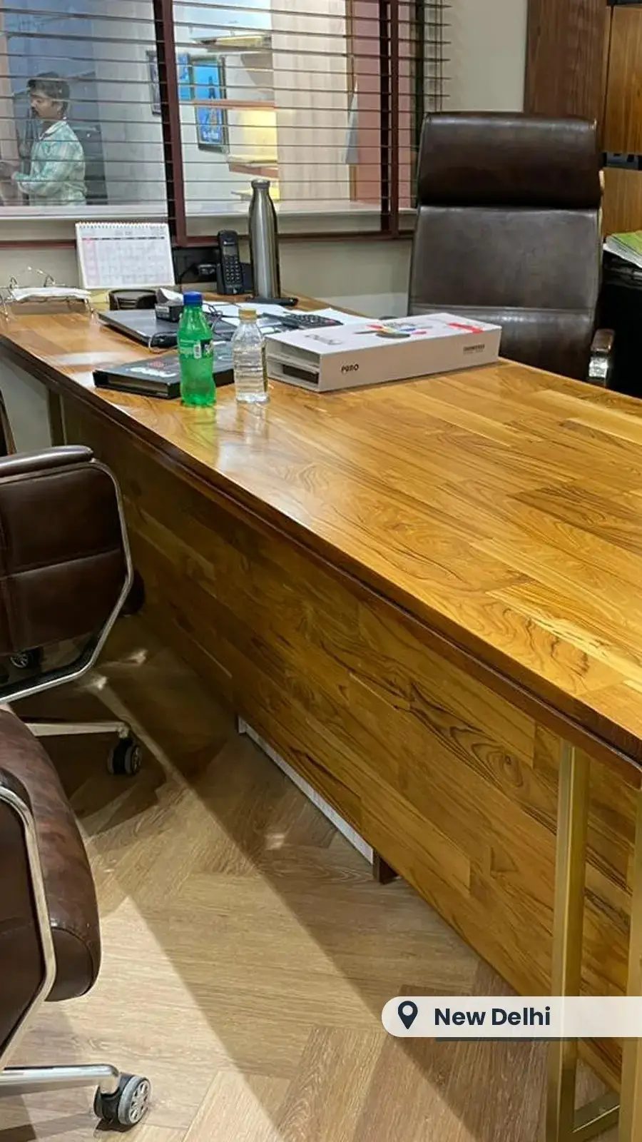 Solid teak executive desk, New Delhi