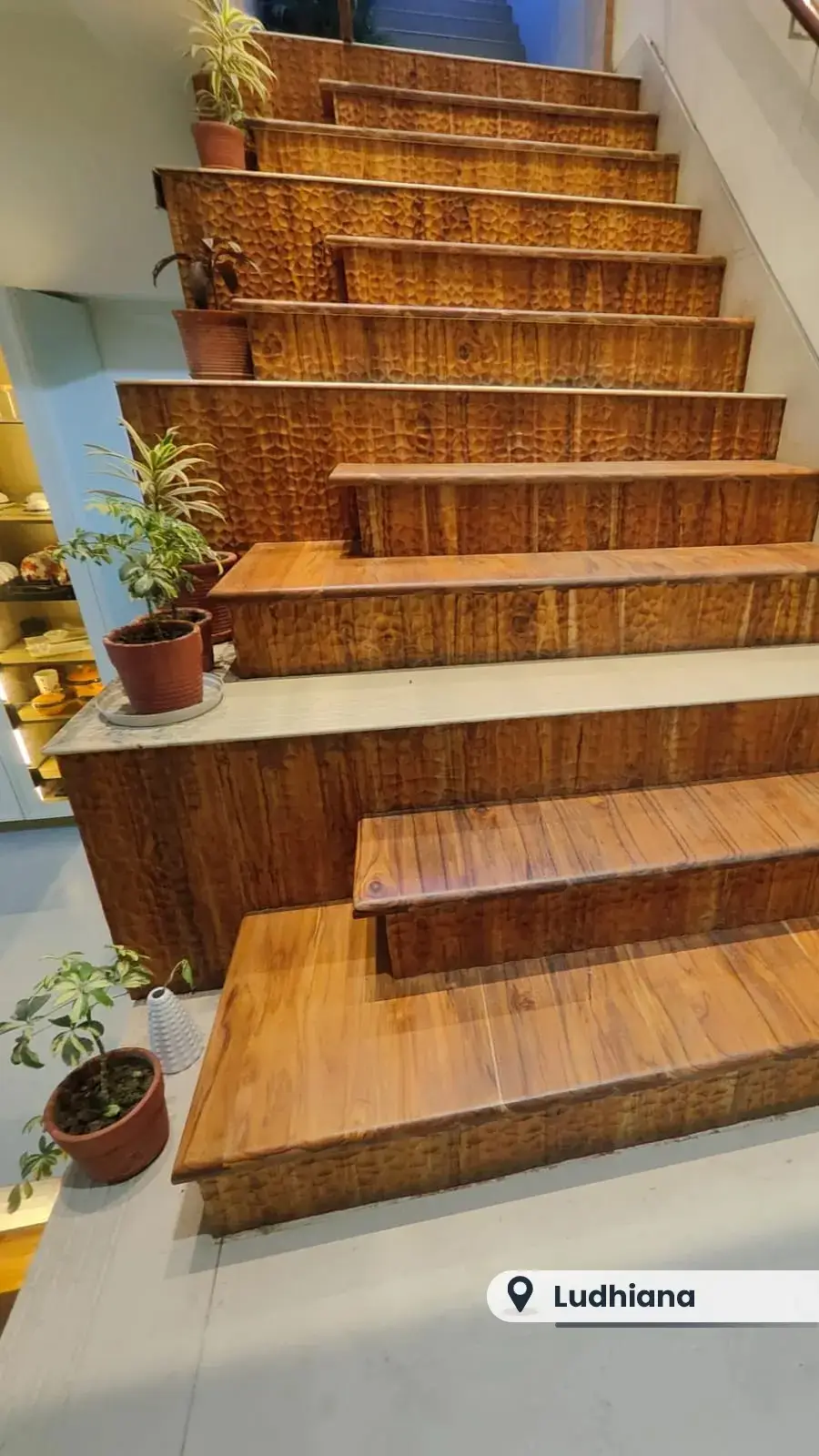 Hand-textured carved wooden steps, Ludhiana